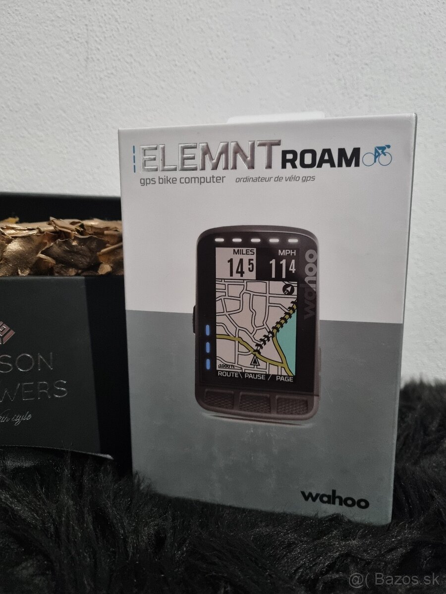 Cyklopočítač Wahoo ELEMNT ROAM GPS