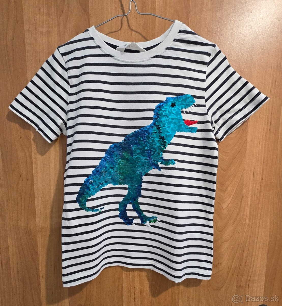 Detské tričko s flitrovým tyranosaurom H&M