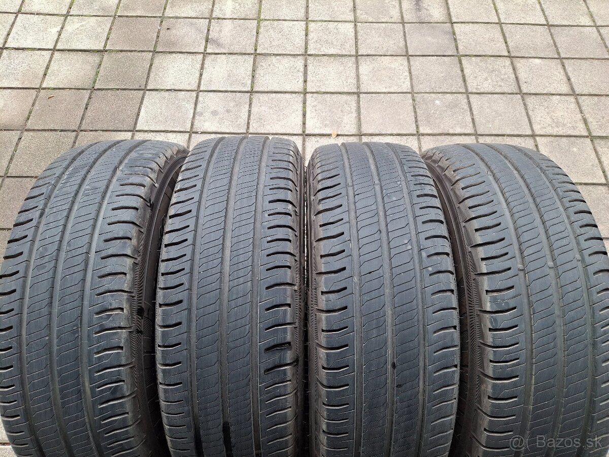 zanovne letne 215/65 R16C  KLEBER