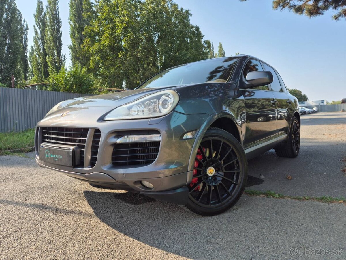 Predám  Porsche Cayenne Turbo Tiptronic