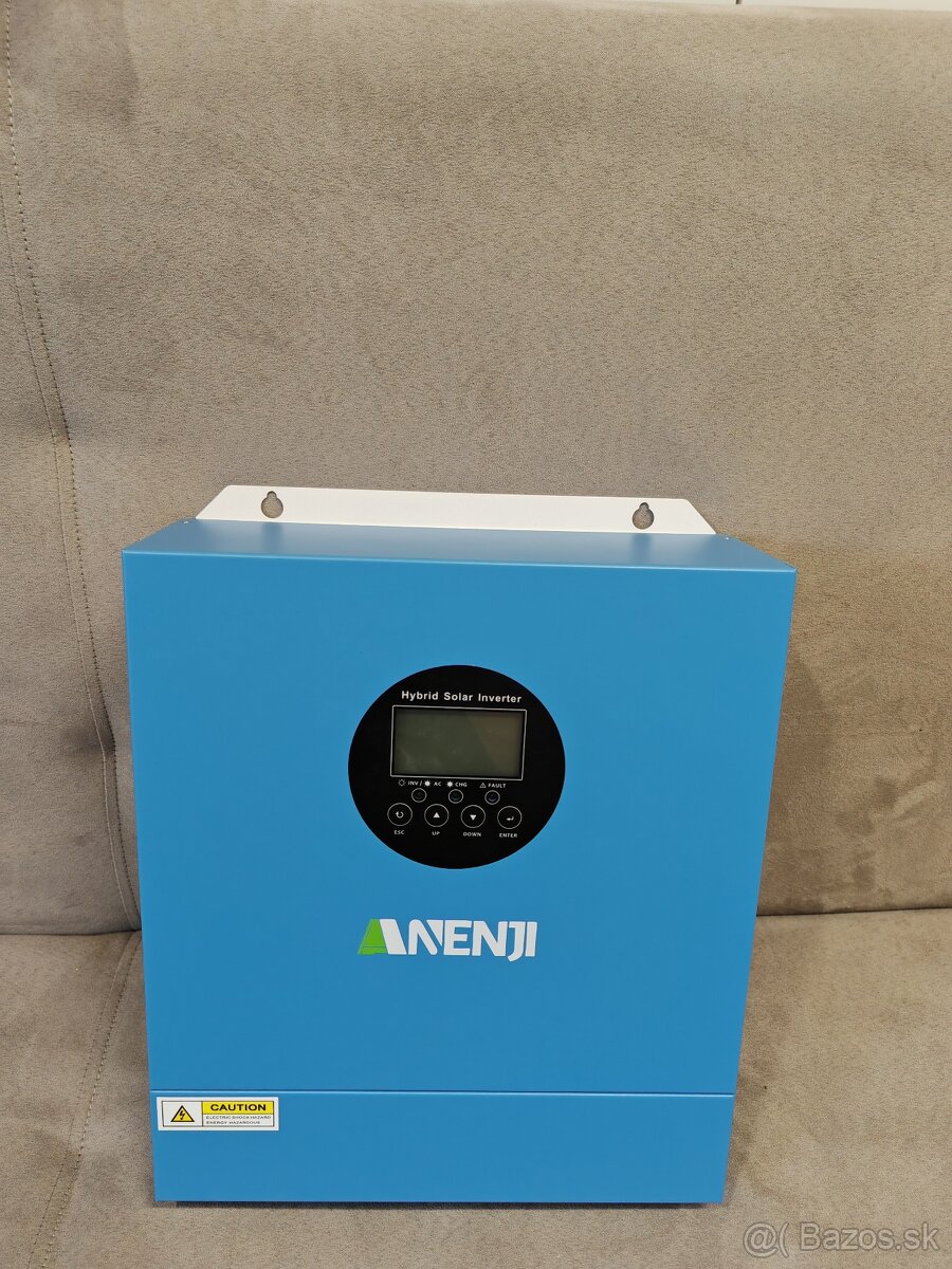 Hybridný menič 2kw s wifi 12V