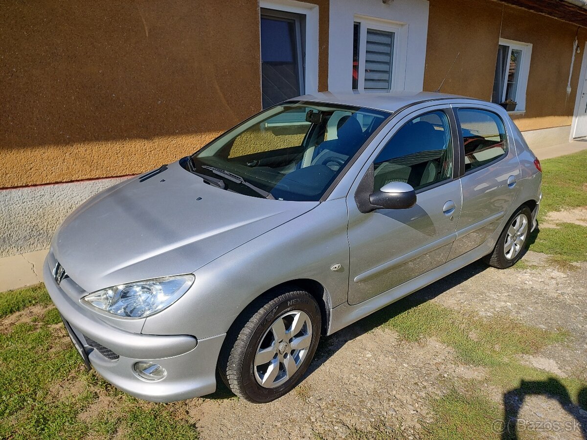 Peugeot 206 1.4i 55kw mistral rv2008 nova STK/EK