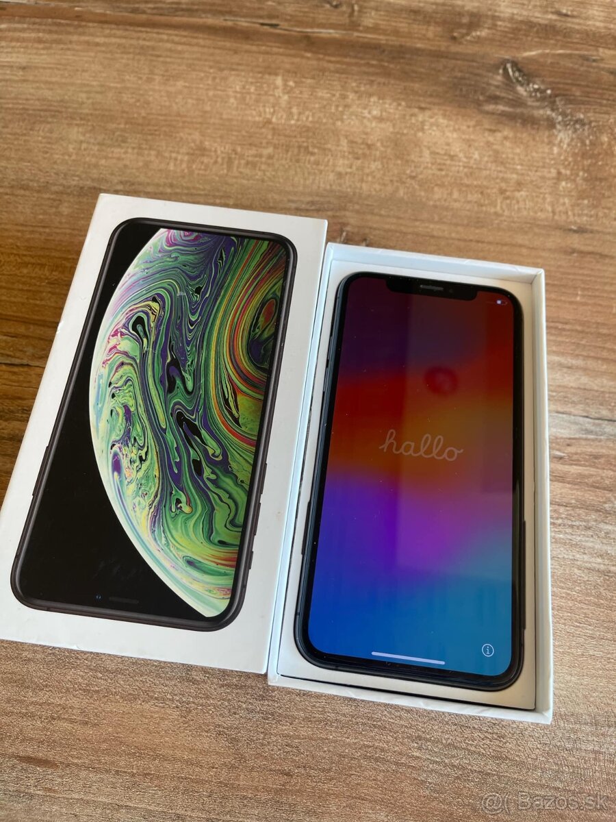 iPhone XS