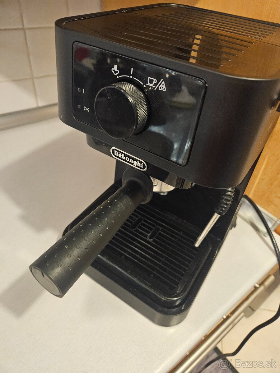 Kávovar DeLonghi