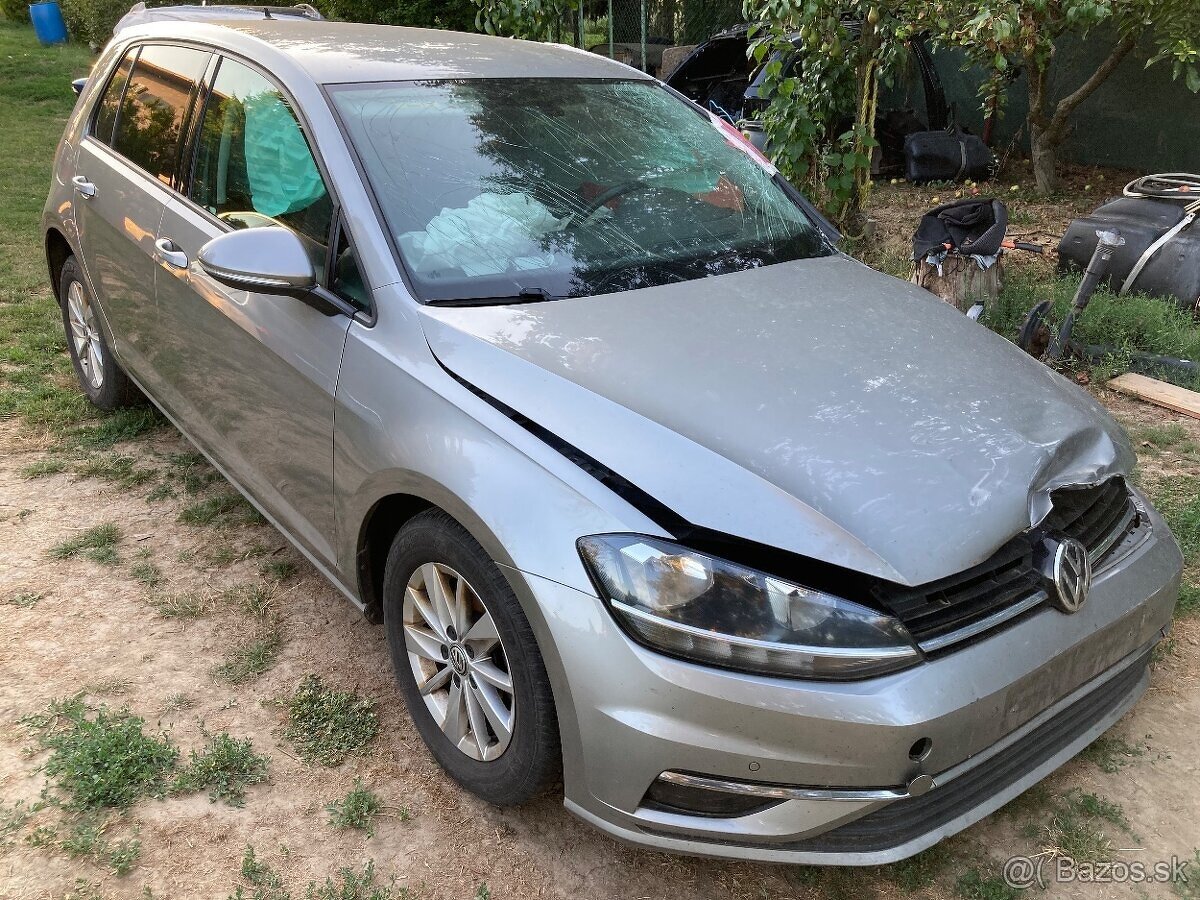 Rozpredám Volkswagen Golf 1.4 TSi