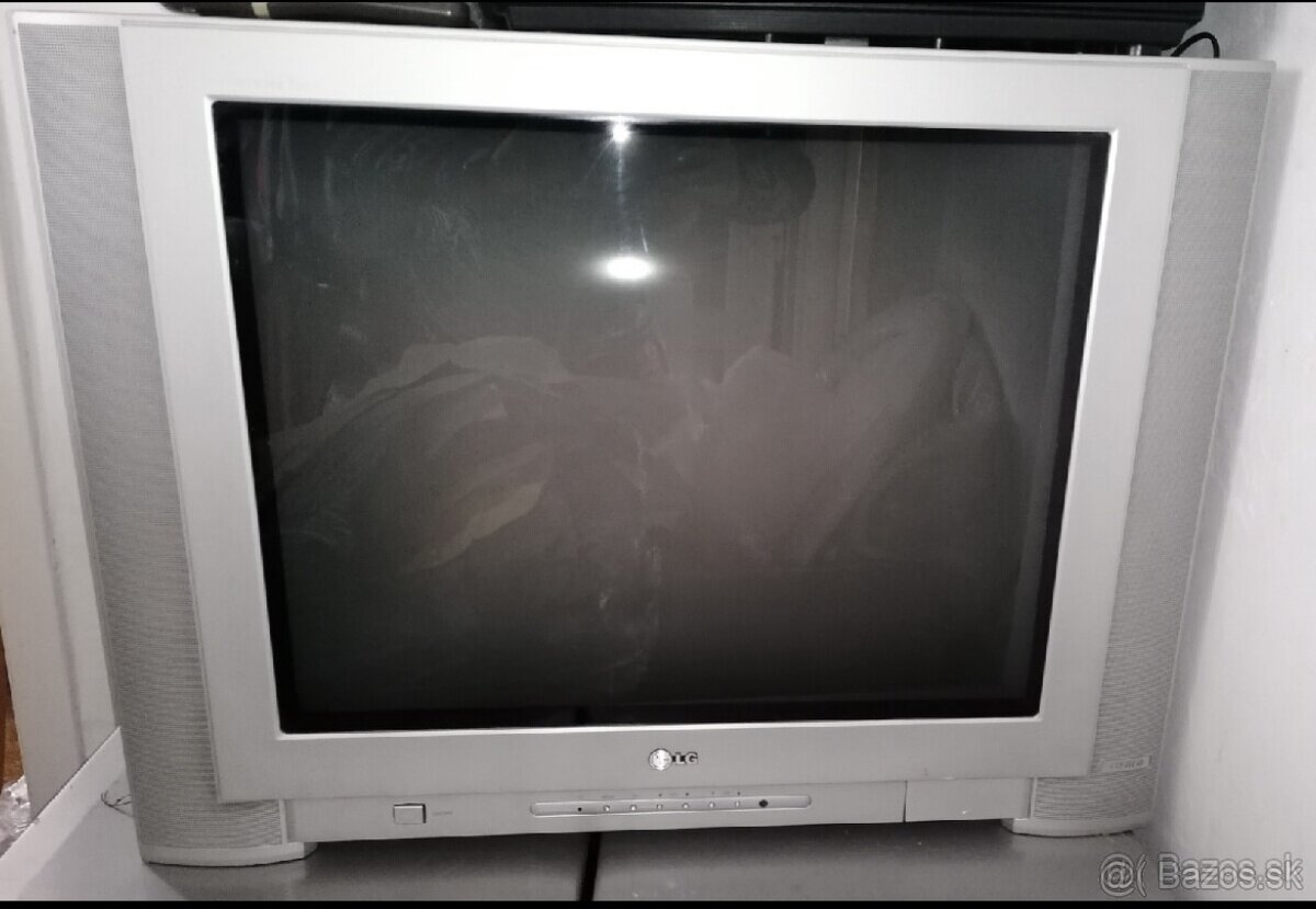 TV LG 72cm