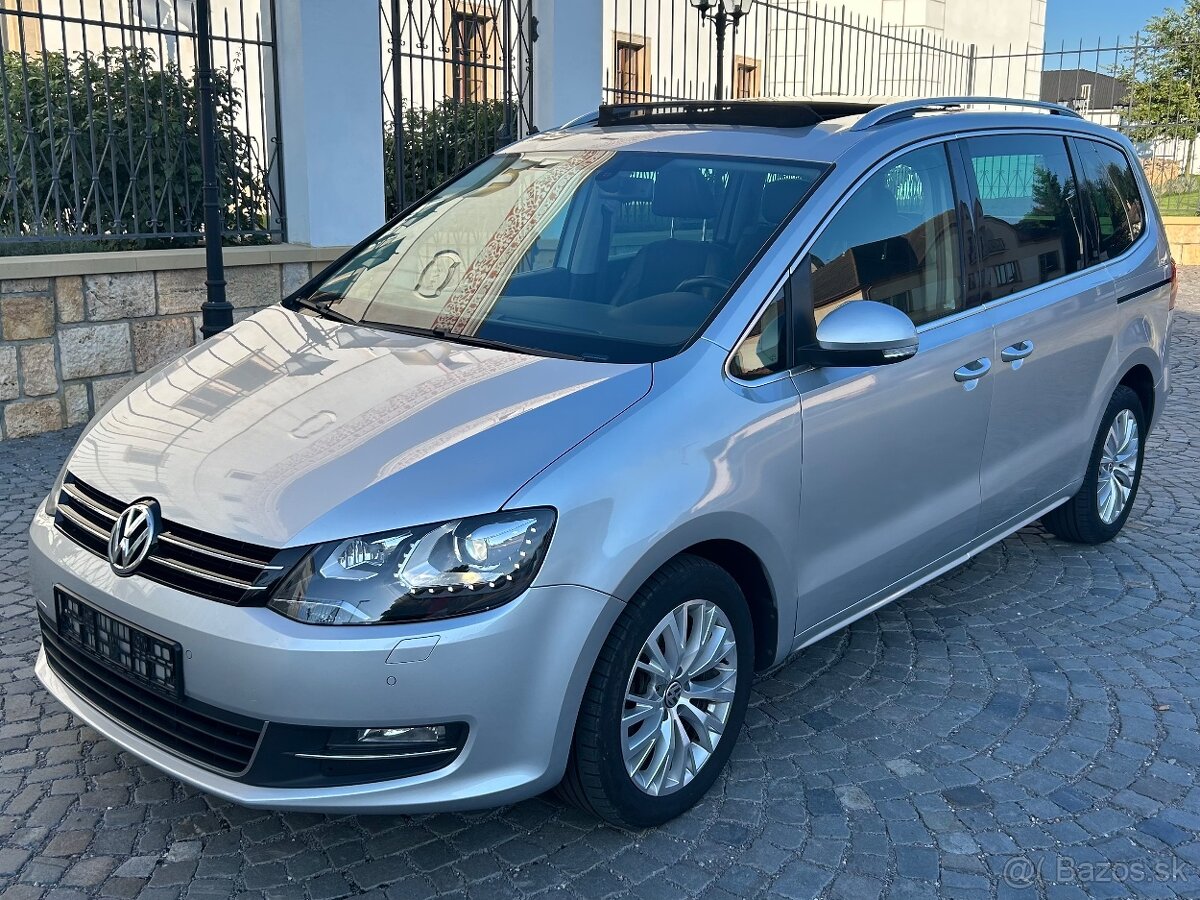 VOLKSWAGEN SHARAN 2.0TDI DSG HIGHLINE/WEBASTO/7MIEST/ŤAŽNÉ