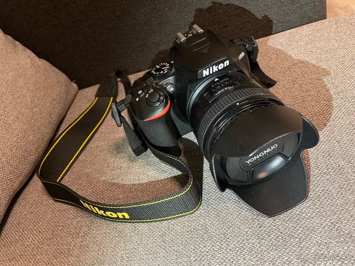 Nikon D3500