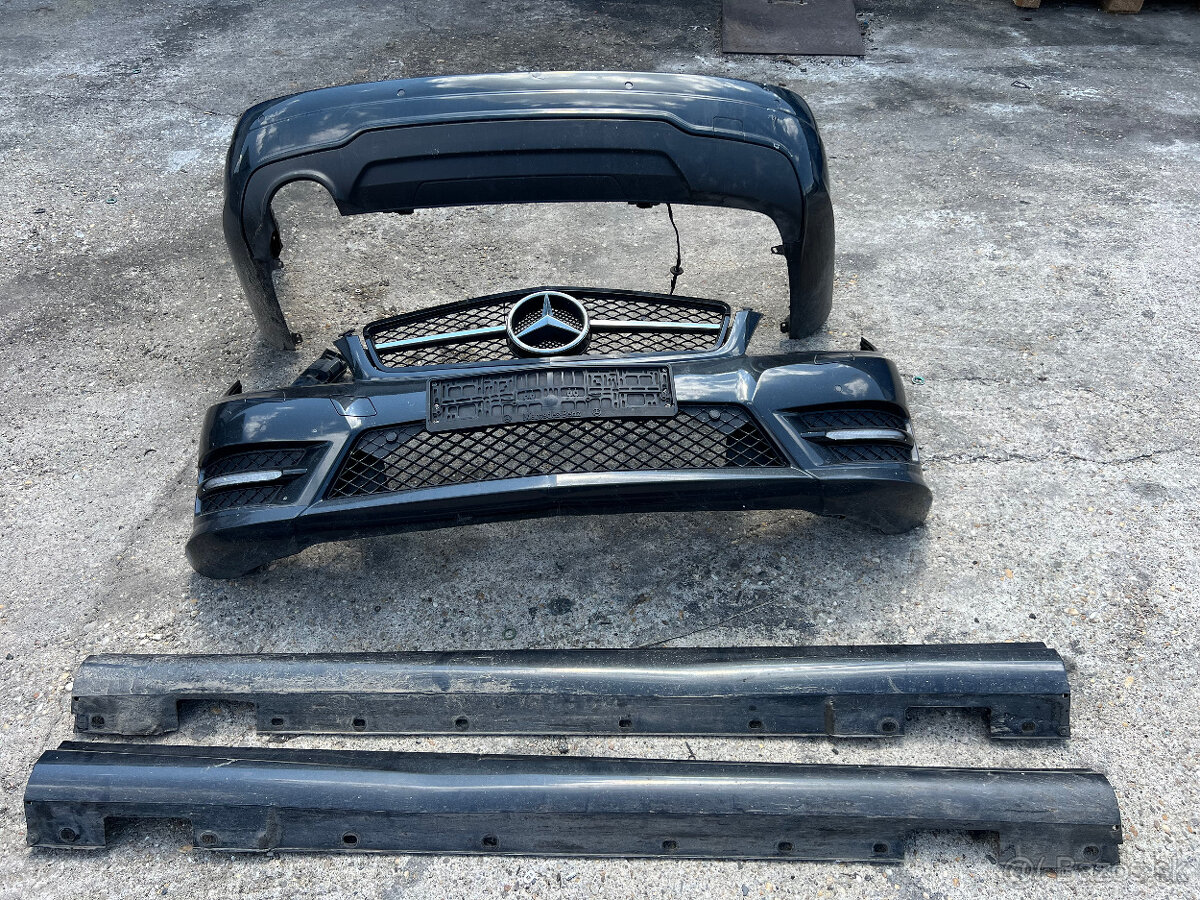 Mercedes W204 AMG paket - komplet