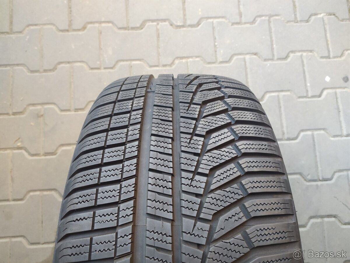 Zimné pneu Hankook 245/35 R19 XL