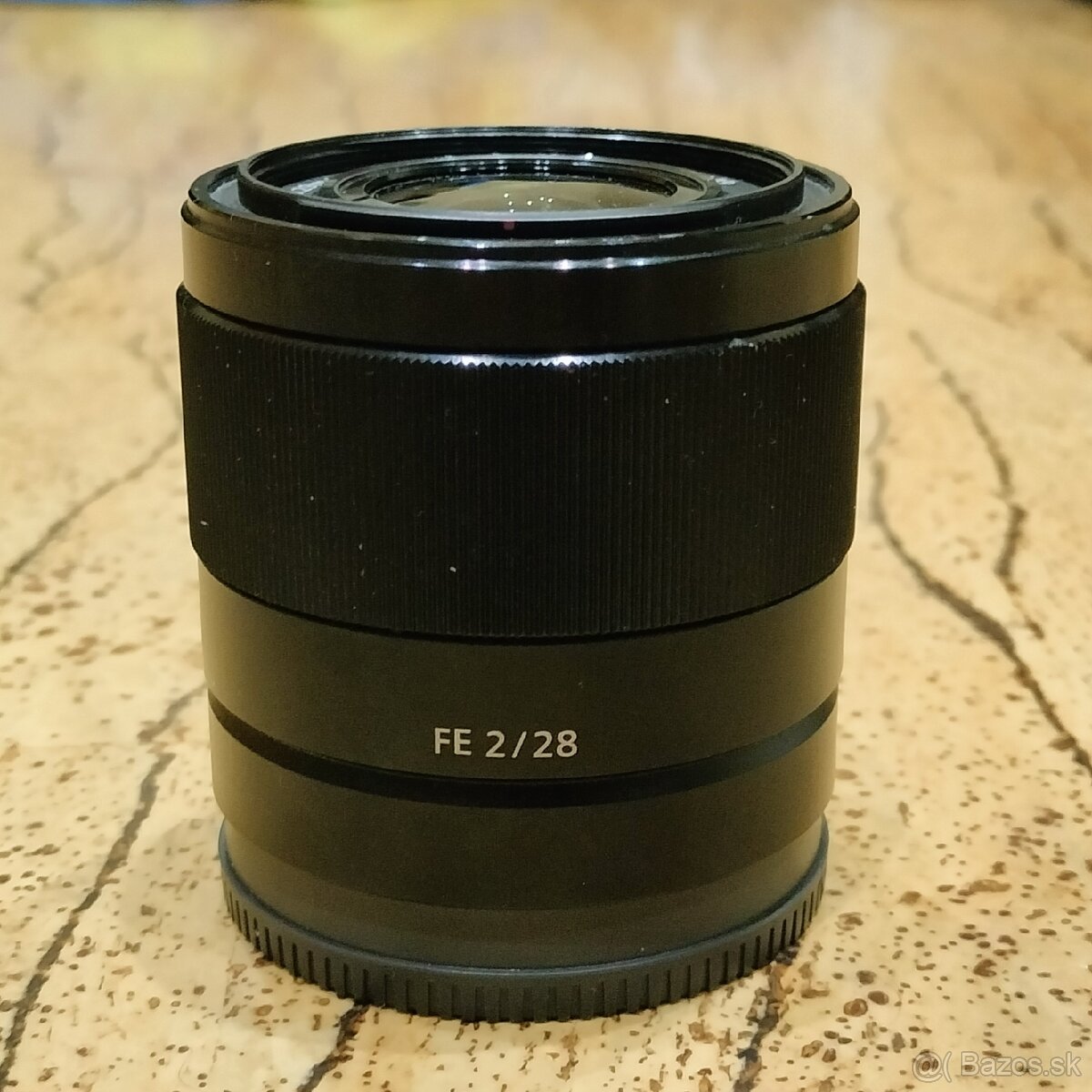 Sony 28mm f/2