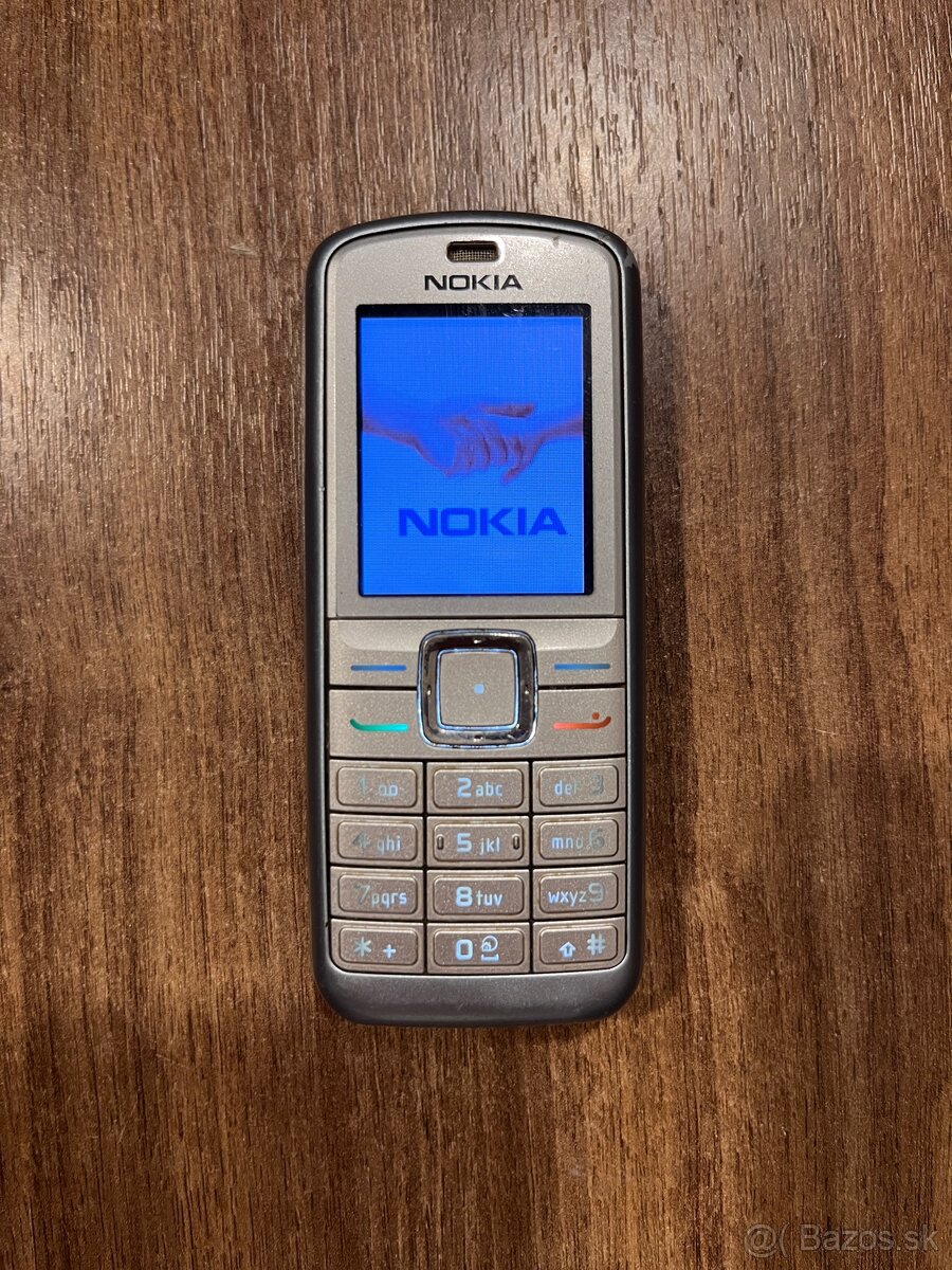 Nokia 6070 funkcný klasický tlačítkový mobil