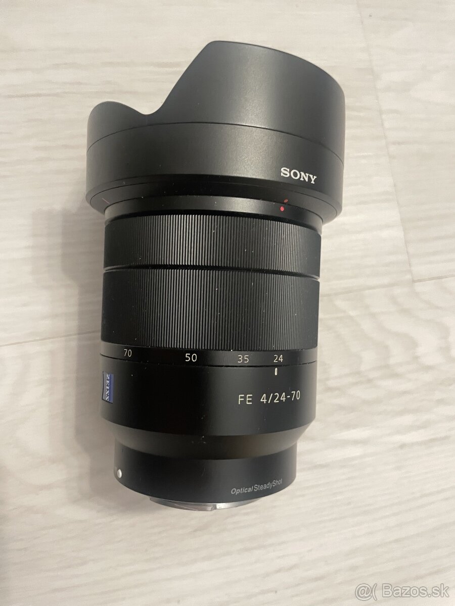 SONY ZEISS FE 4/24-70mm