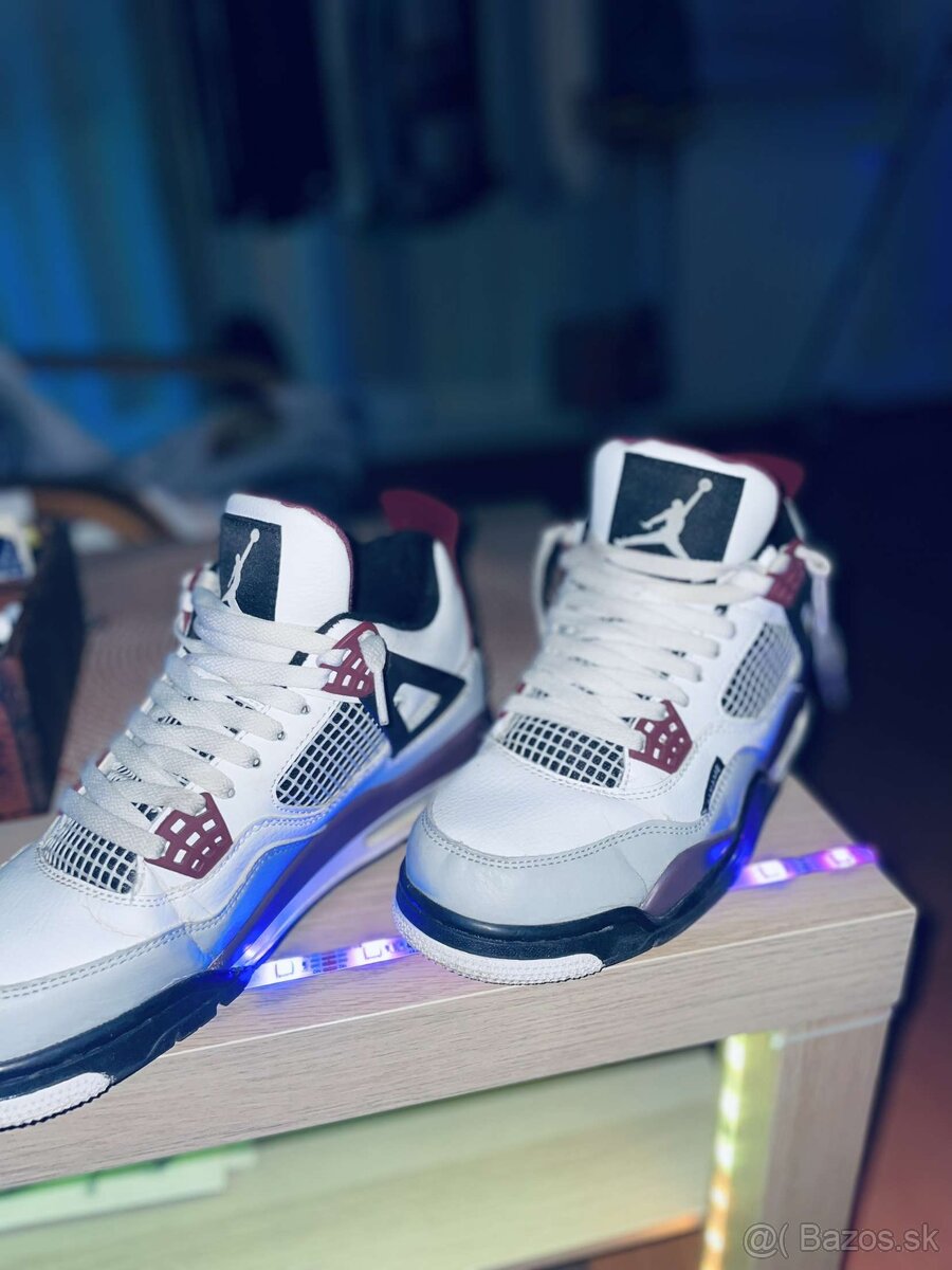 Jordan 4 retro ,,PSG neutral grey bordeaux"