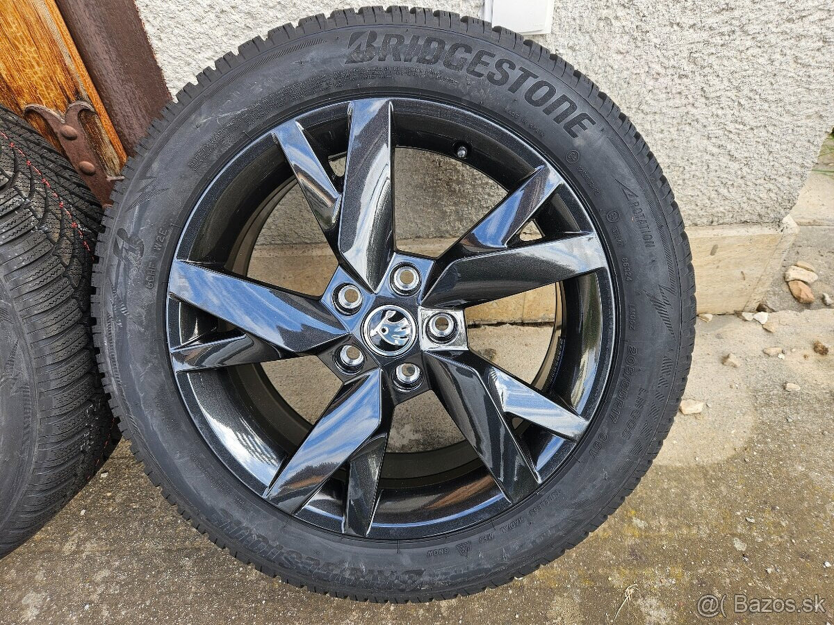 5x112 r17 nova kompletna zimna sada skoda octavia 4