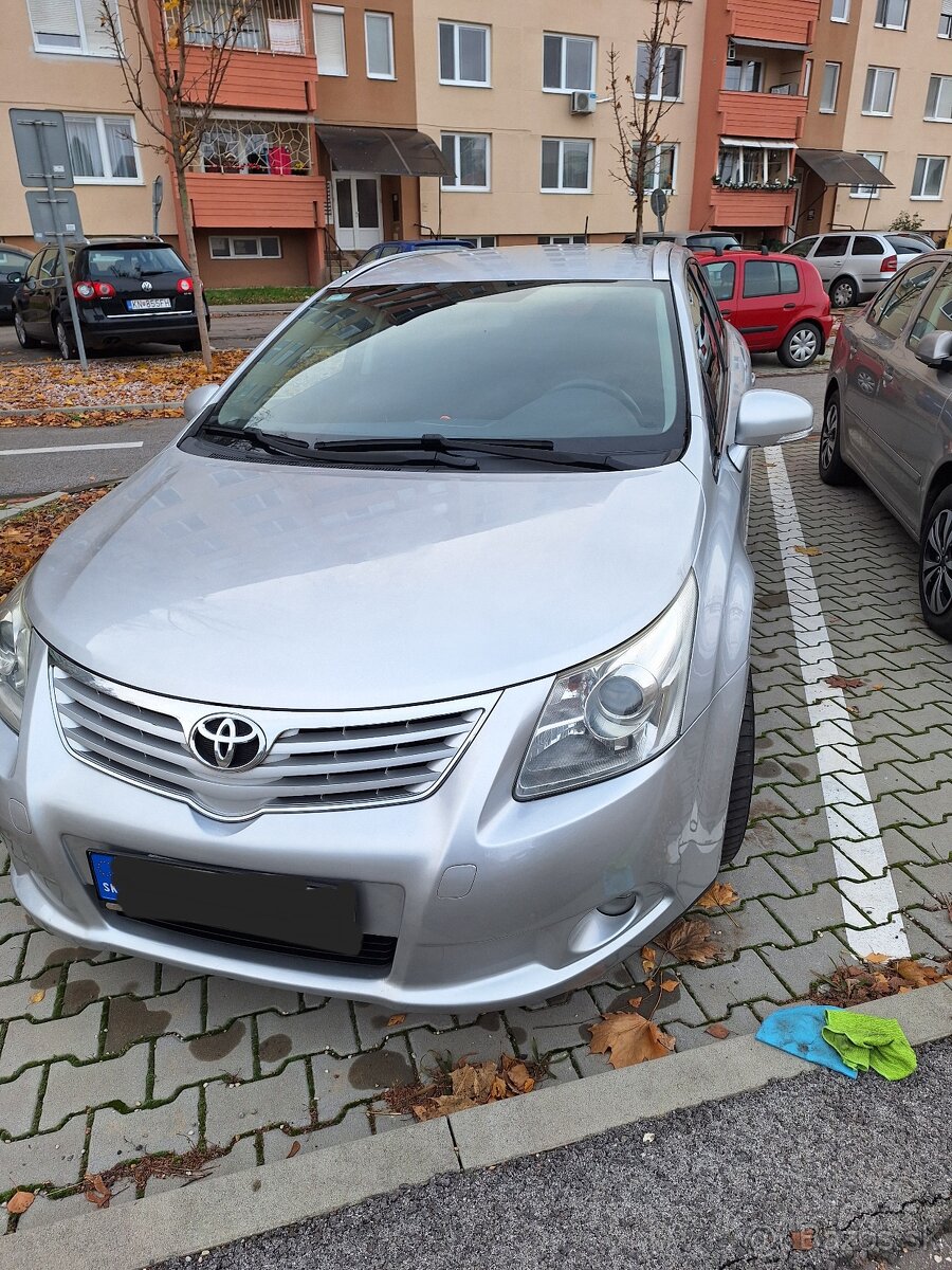 Toyota Avensis 2,0 d 93kw  2009