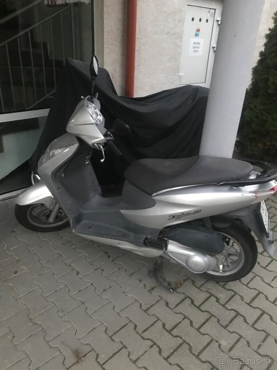 Predám Skúter Honda Dylan 125