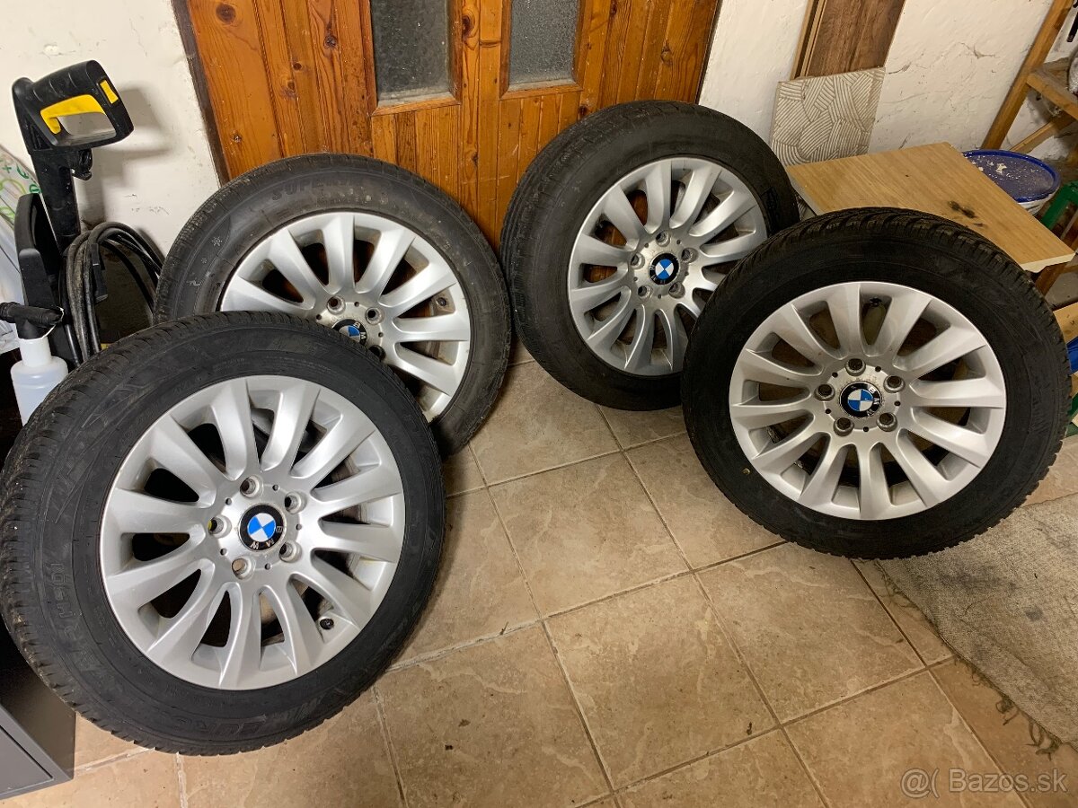 Kolesá s novými zimnými pneu 205/55R16