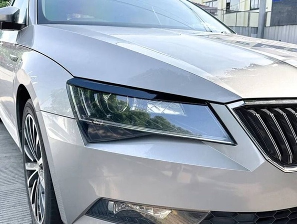 Mracitka SKODA SUPERB 3V 2015-2020