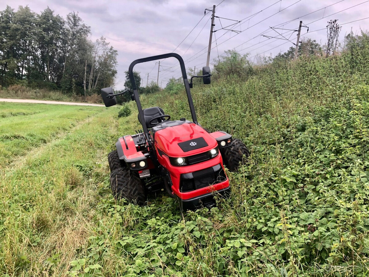 Malotraktor AGT 1060-SVAHOVÝ SPECIÁL, otoč. pracovisko, 56HP