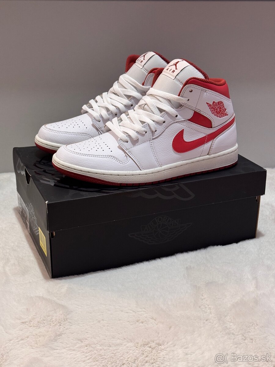 Air Jordan 1 mid se / lobster 43/44