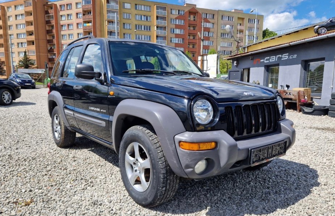 Jeep cherokee 2.5crd moror / vstreky