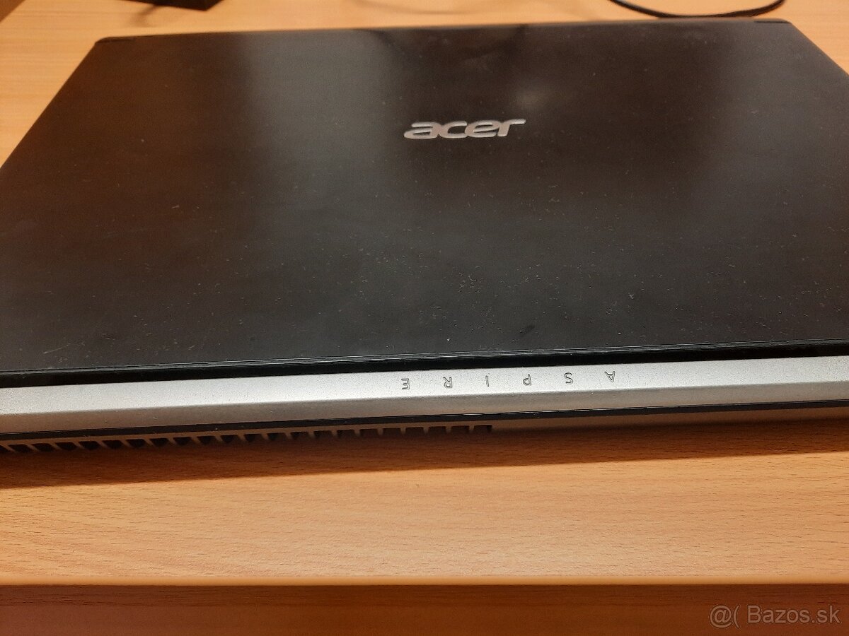 Acer aspire 7