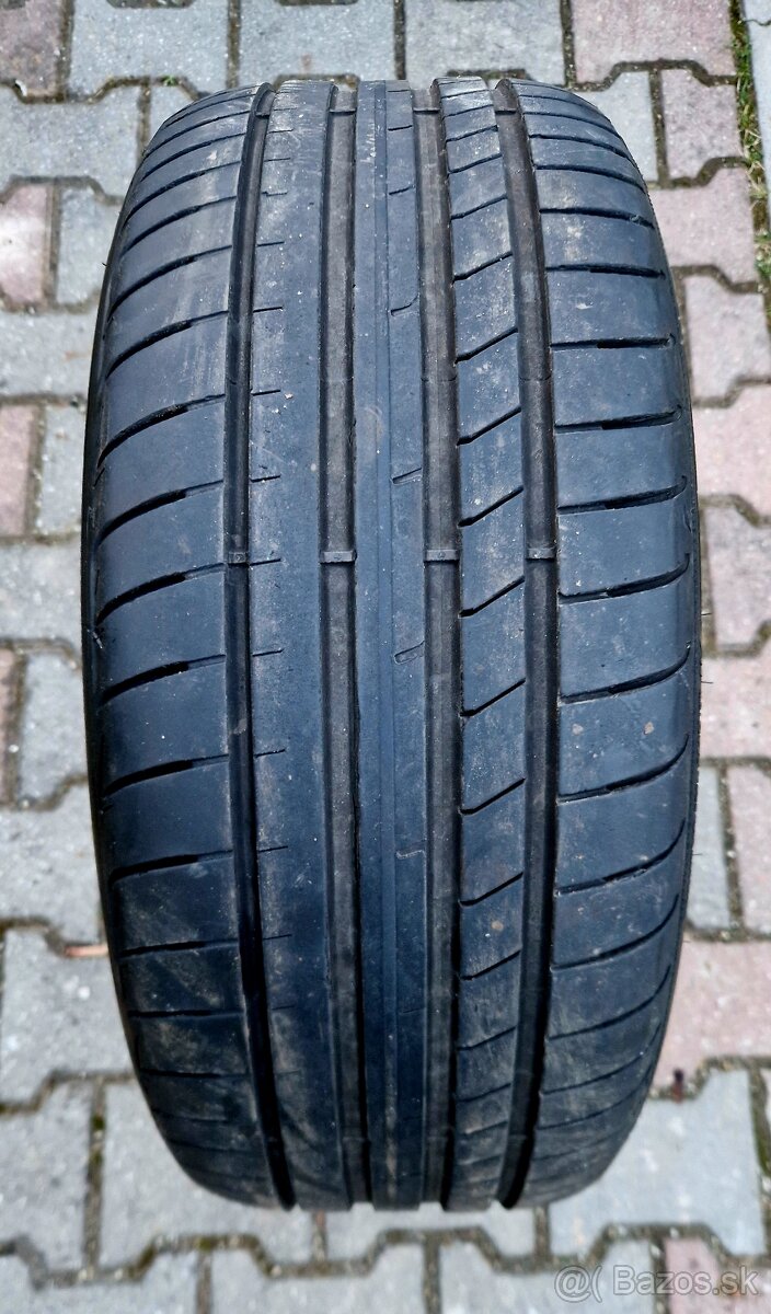 245/40R19 GoodYear Eagle F1 RunFlat