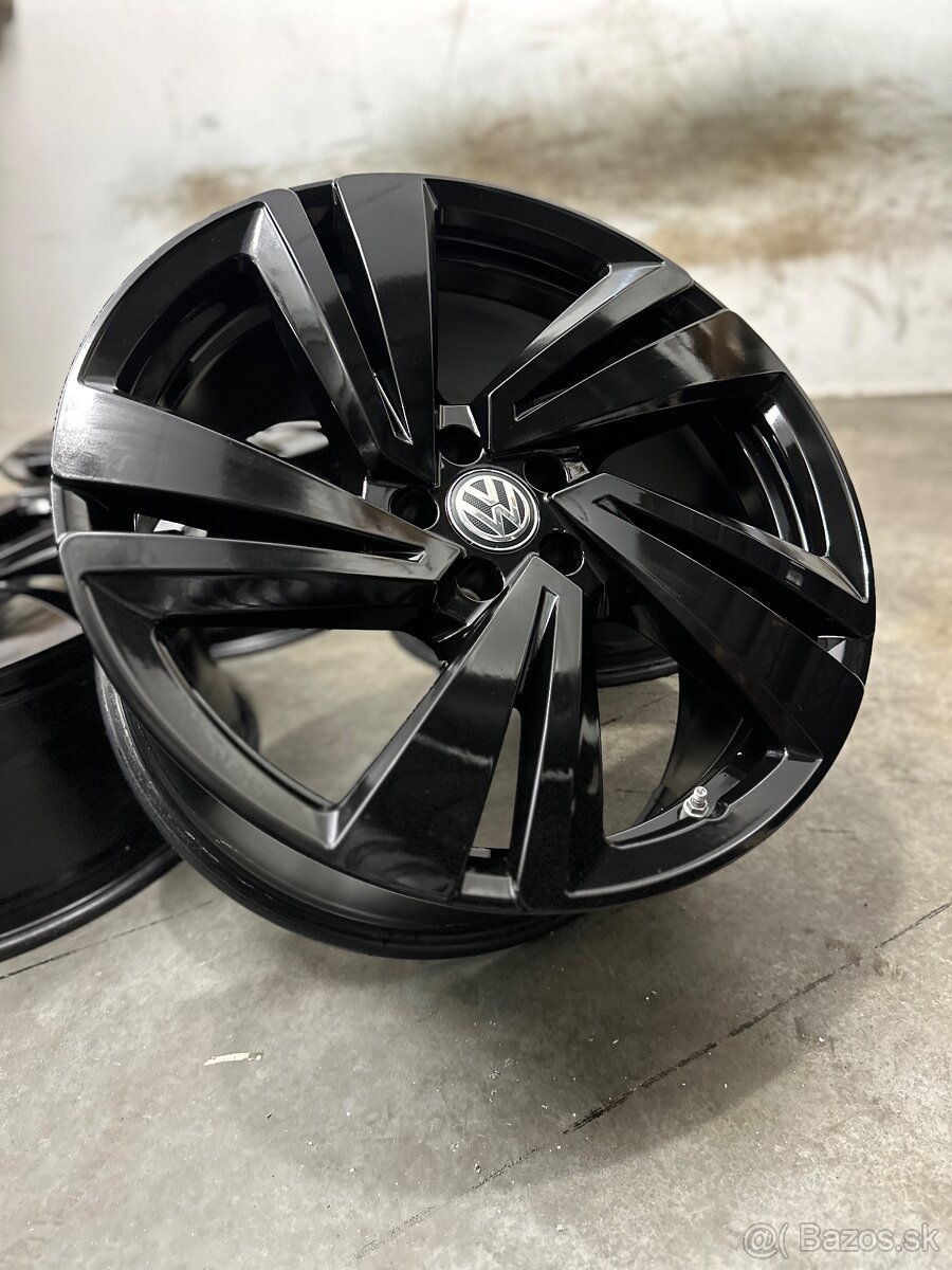 Nepoužívané hlinikové disky 5x112 R20 VW Nevada -Touareg CR