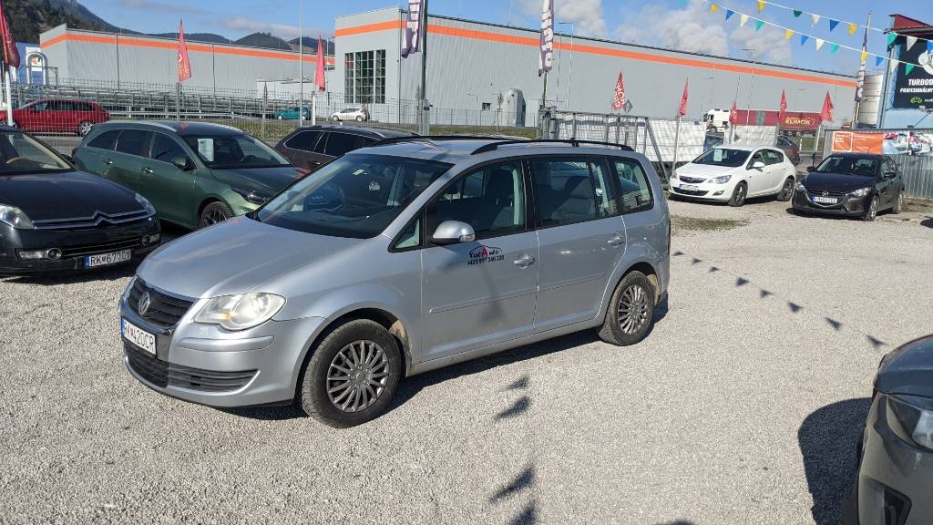 Volkswagen Touran 2.0 TDI DPF Trendline