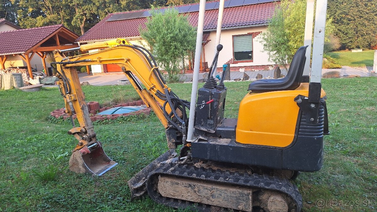 Takeuchi TB108