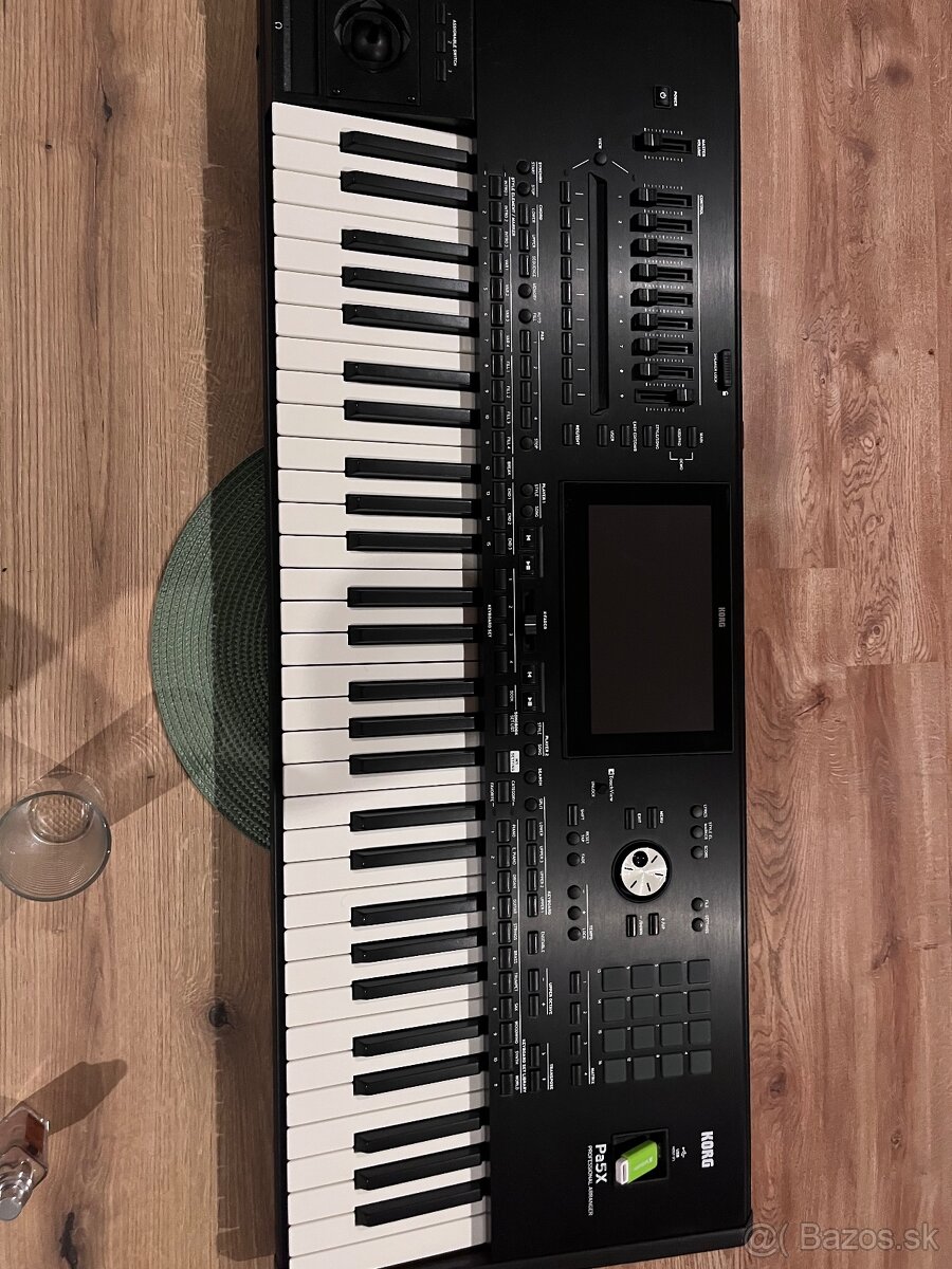 Korg pa5x