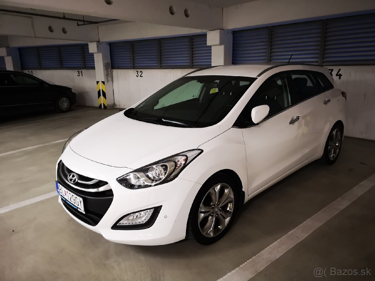 Predám HYUNDAI i30 Kombi Diesel 1.6 CRDi VGT Style 94 kW