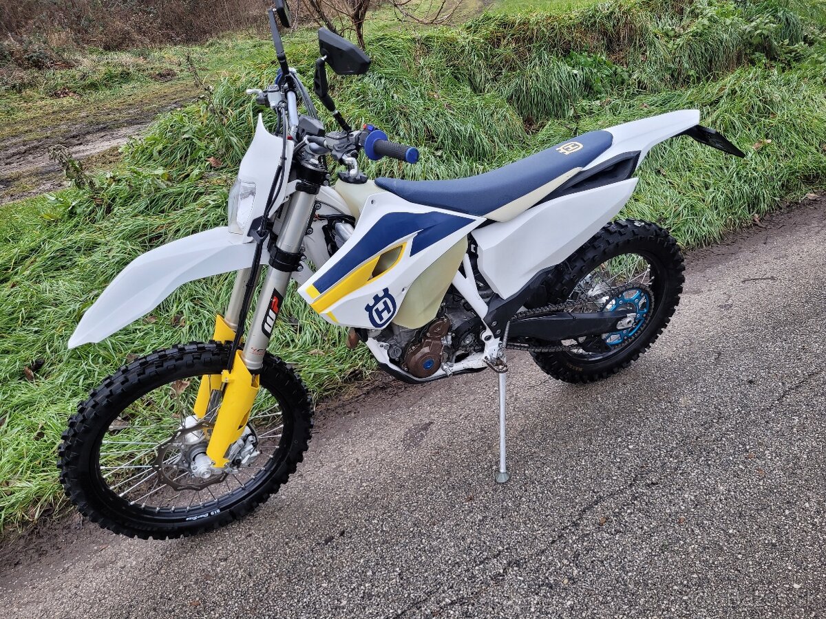 Husqvarna FE 250 2015 TOP STAV, doklady, vodičák A2