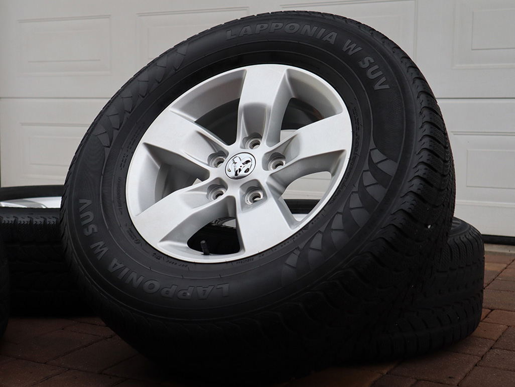 17" 5x139,7 DODGE RAM ORIGINÁL ZIMNÍ SADA