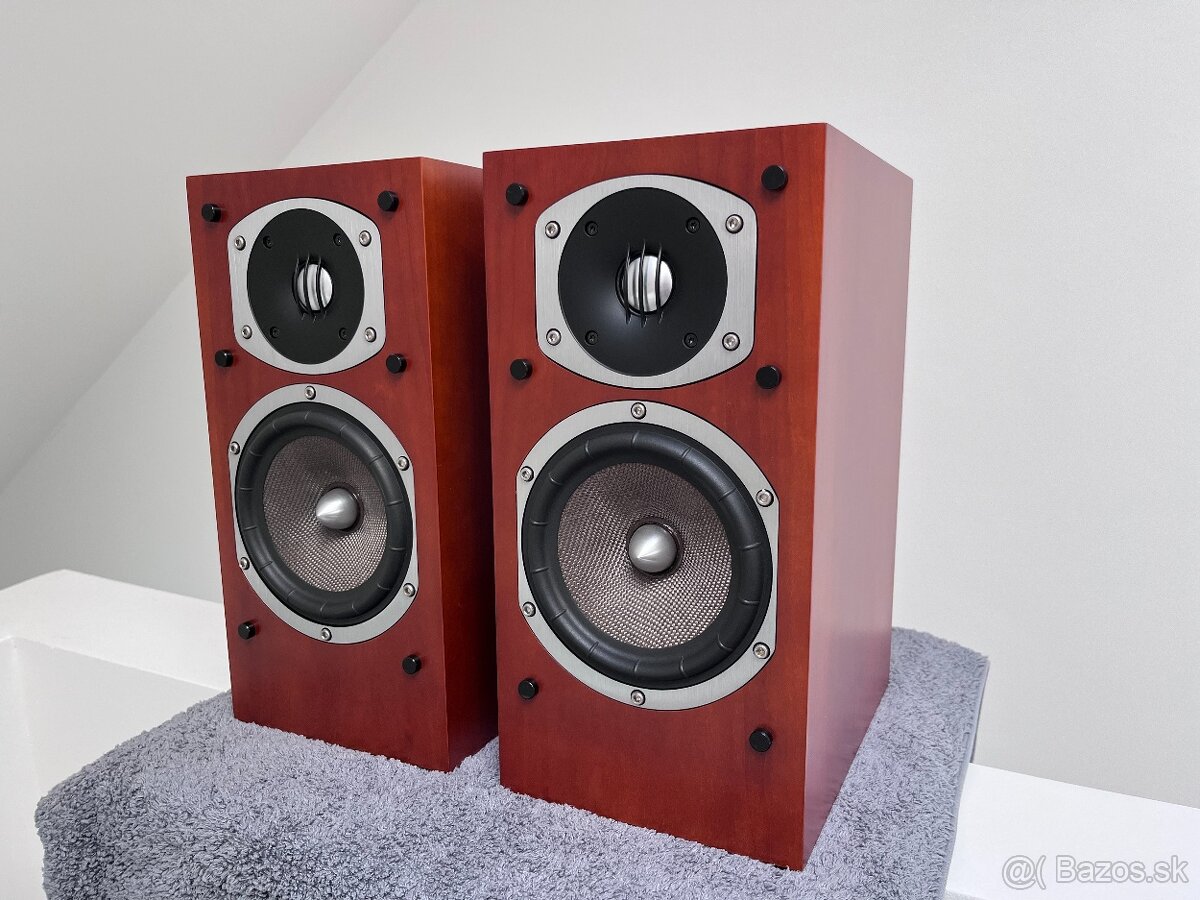 Repro. Energy Reference Connoisseur RC-10 bookshelf speakers