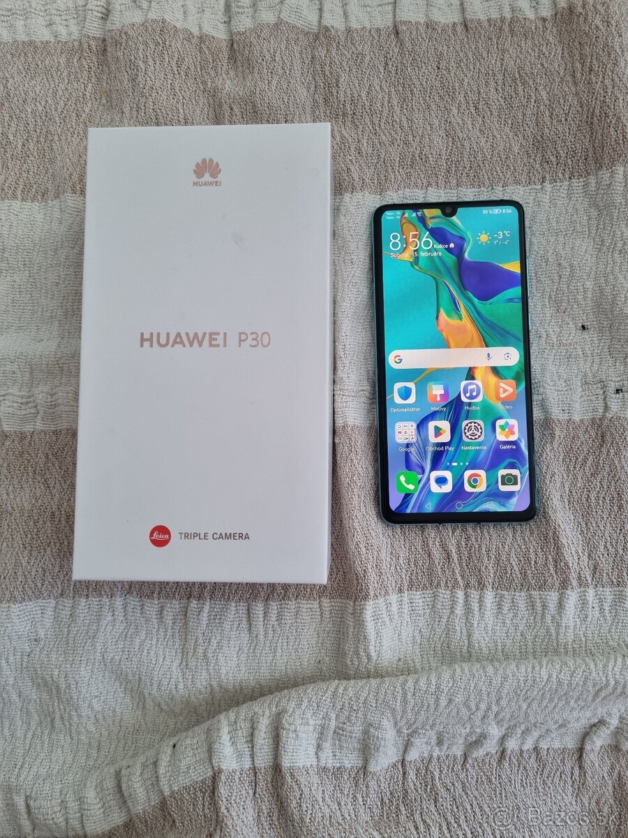 Huawei P30 modry dual sim v zachovalom stave