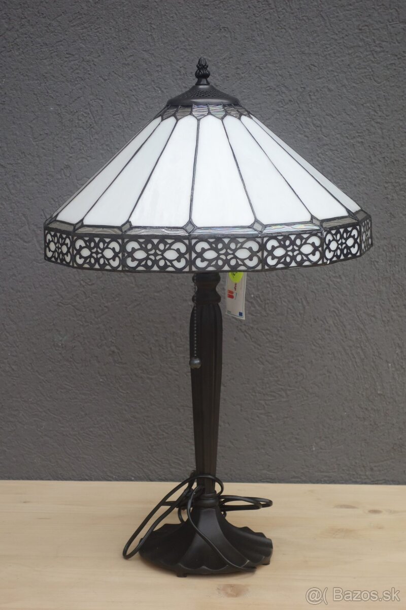Lampa nočná Tiffany 66 x 40 cm.