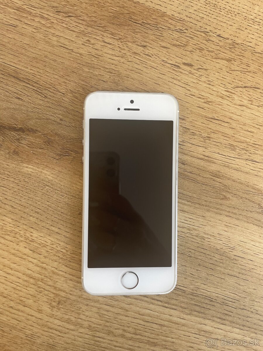 Apple iPhone SE 32GB Silver Trieda A