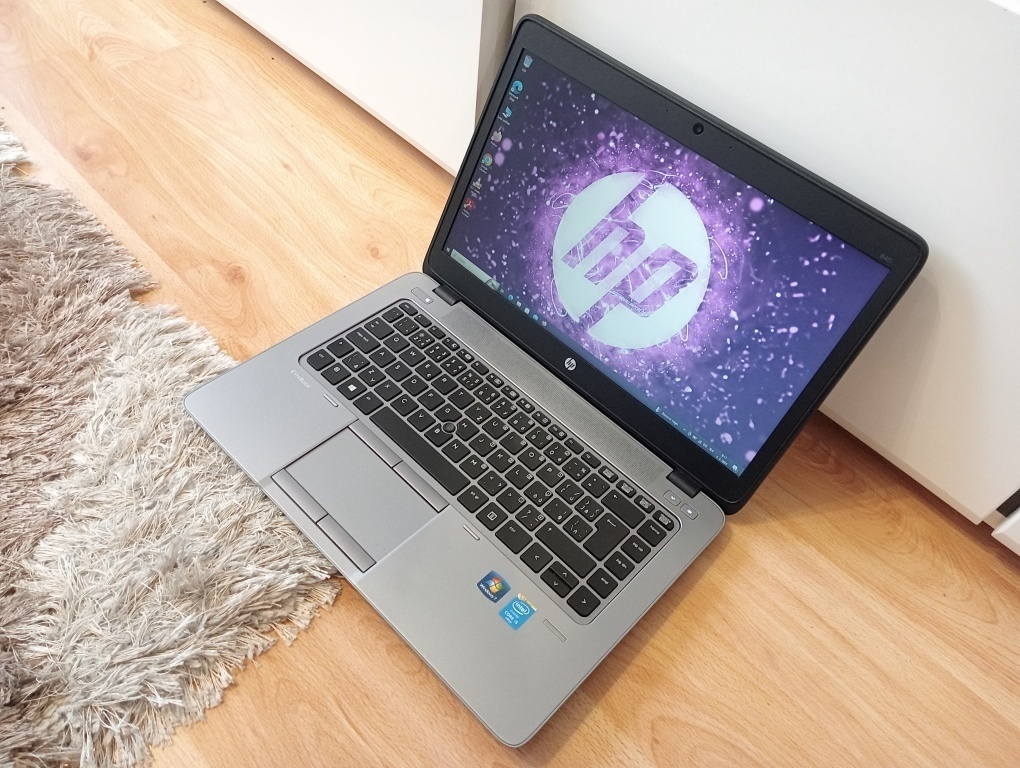 HP elitebook 840 G2 / 8gb ram / Intel core i5 / 350gb ssd