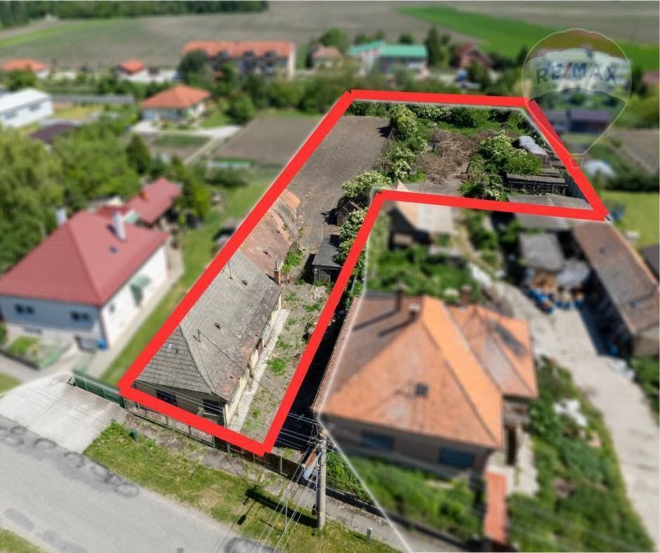 Na predaj: starší rodinný dom, pozemok 2817m2, Ohrady