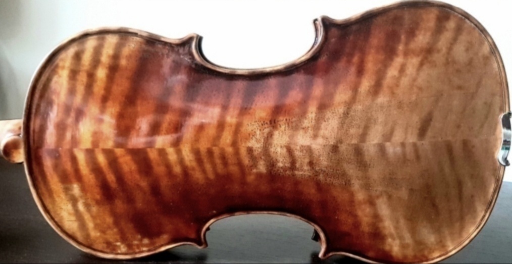 Husle 4/4 Stradivari " Booth" model