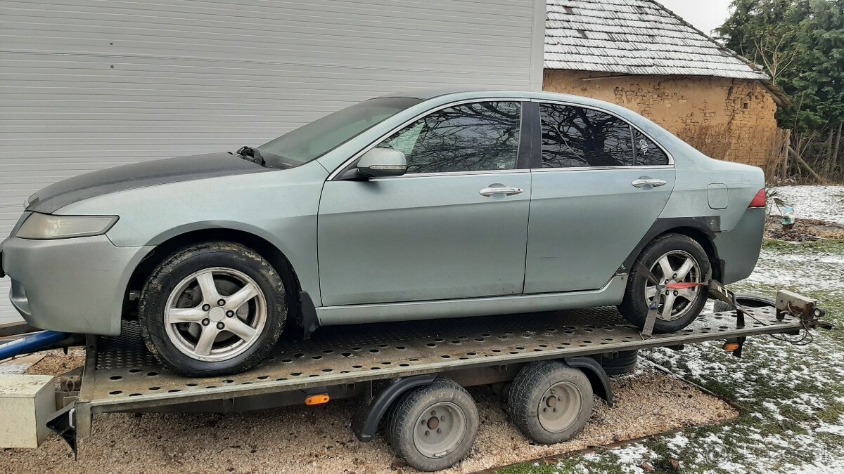 Honda accord 2.2 103 KW ozpredam na ND