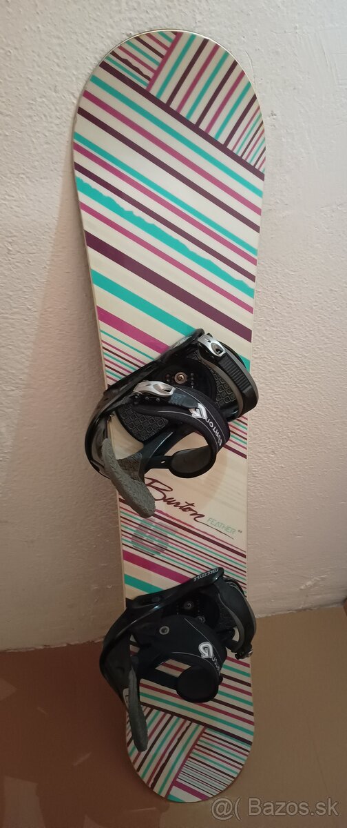 144 cm krasny damsky snowboard BURTON + viazko