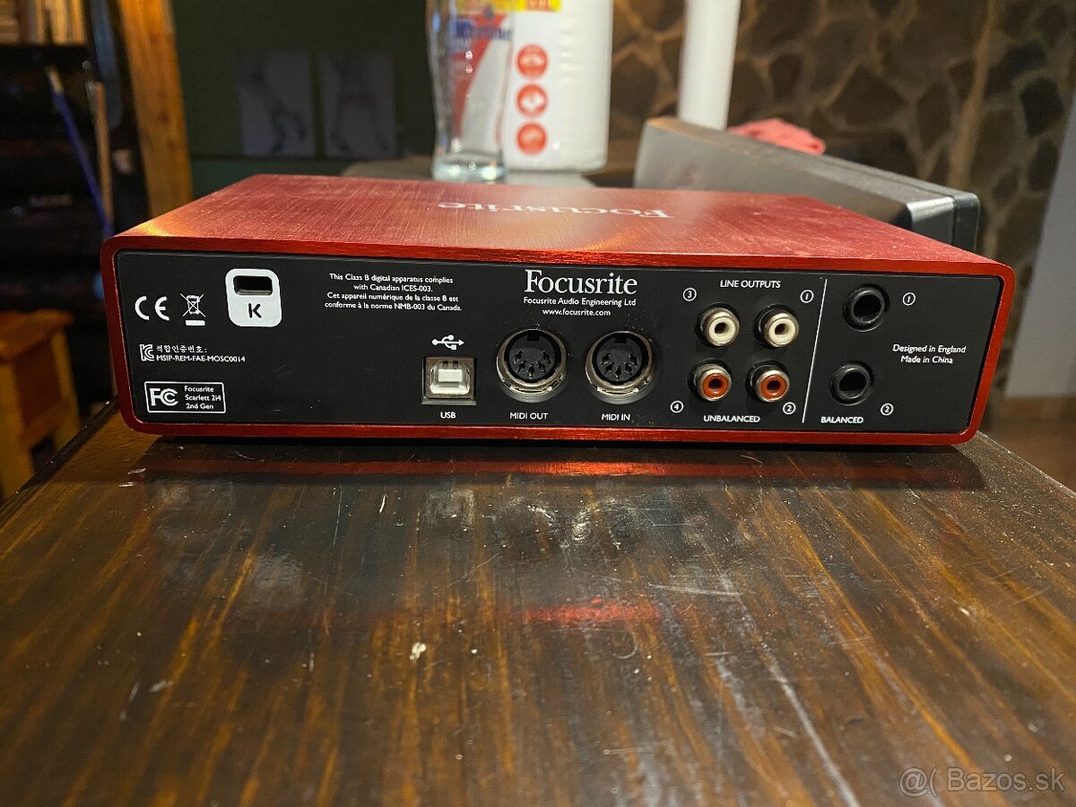 Focusrite Scarlett 2i4 2nd Generation zvuková karta