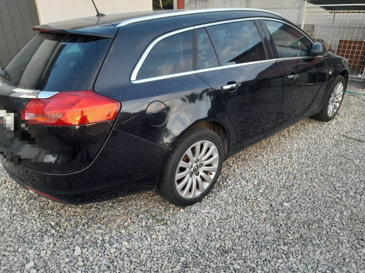 Predám  rozpredám Opel Insignia 2.0 cdti