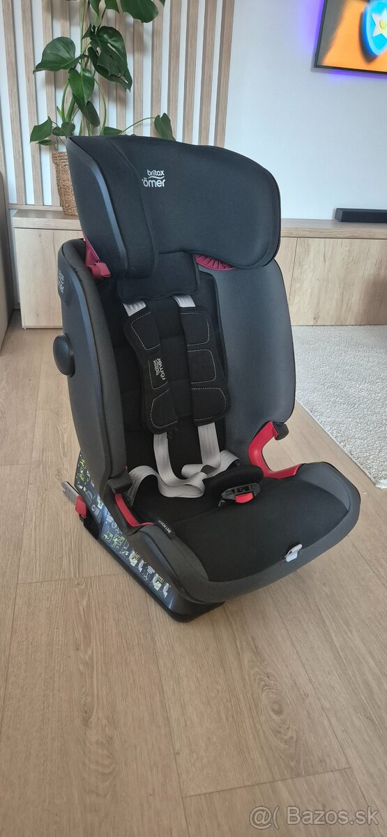 Britax Romer Advansafix IV R