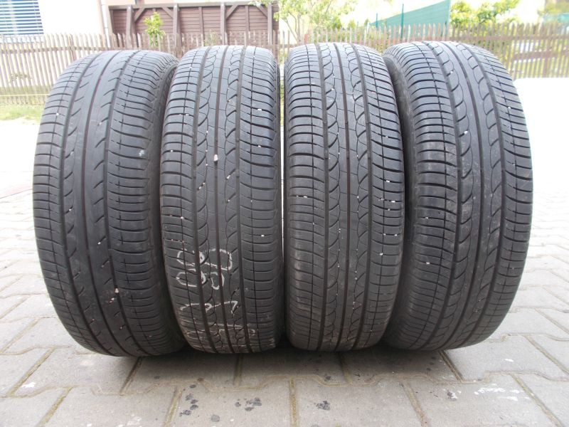 Pneumatiky Bridgestone 175/65R15 letné 4ks