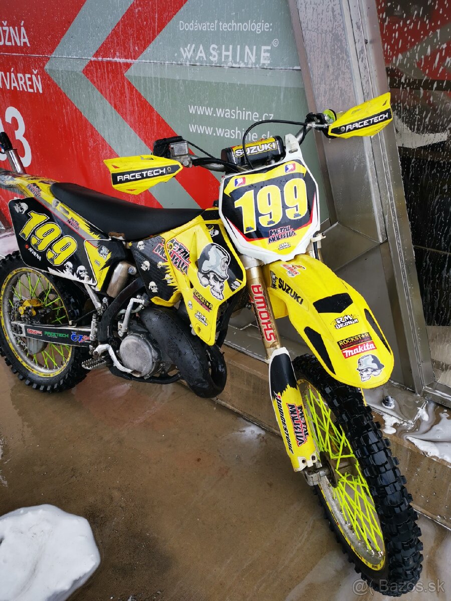 Suzuki rm 125