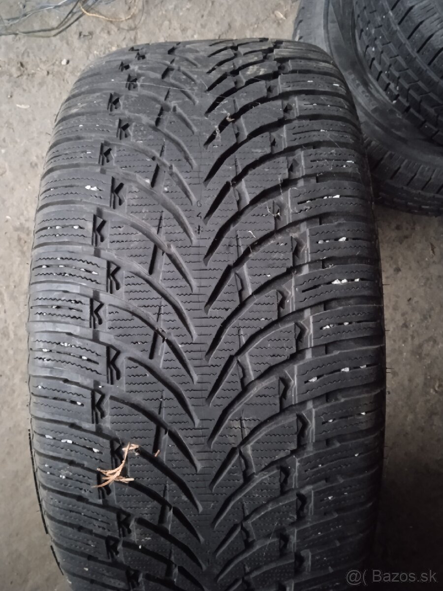 Pneumatika 285/40R21 dot1220 Nokian tyres M+S